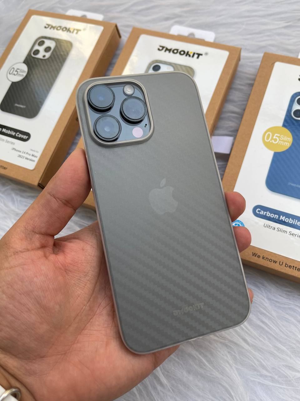 قاب آیفون 13/14  0.5mm مدل کربن برند JMGOKIT