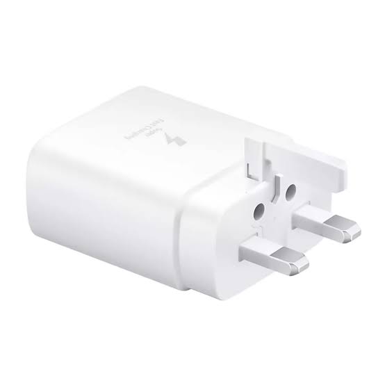 شارژر سامسونگ مدل EP-TA845 توان 45 وات سه پین